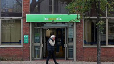 UK Jobs Market Stays Soft before BoE Rate Call