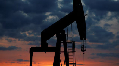 Oil Up as Fading Iran Peace Hopes Spark Supply Worries