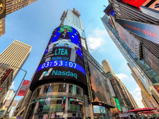 Tech stocks power global equities higher