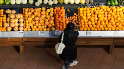 Canada's Annual Inflation in November Holds at 2.2%