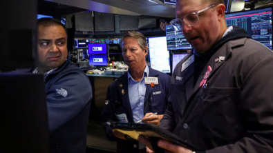 Dow Ends Down, S&P 500 Flat, Powell says Dec Rate Cut Far from Assured