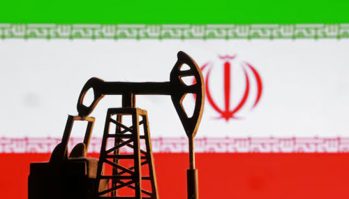 Oil Prices Climb 3% as Market awaits US-Iran Talks