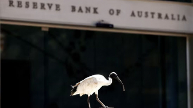RBA saw Space to Assess Impact of Gulf Conflict after May Rate Hike