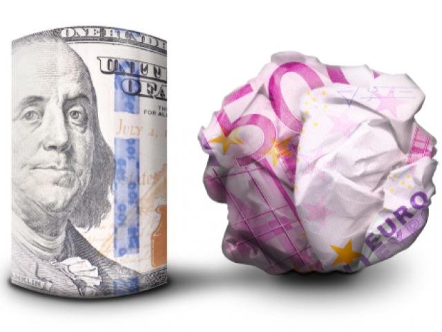 Euro pressured by rampant Dollar as Fed rate cut bets fade