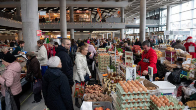 Euro Zone Consumer Inflation Expectations Hold Steady