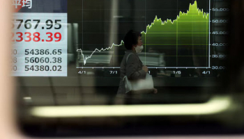 Oil Dives below $100, Stocks Jump after 2-wk Ceasefire Agreed