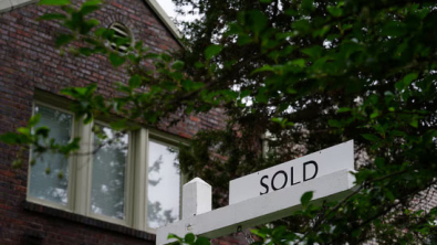 US new Home Sales Fall Marginally in October