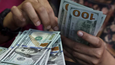 USD Pinned at more than 2-wk High versus JPY, Trade War Intensifies