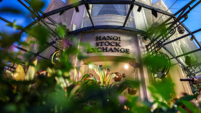 Vietnam's Stock Market Rises on Signs of Smooth Power Transition