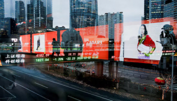 Asia Bonds Shrug Off War Fears with Record Issuance