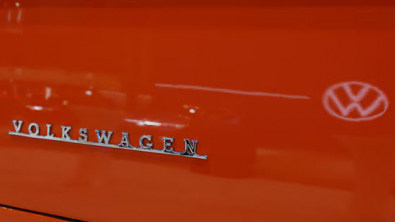 VW Branded e-Car Sales Up 14% in H1, Handelsblatt Reports