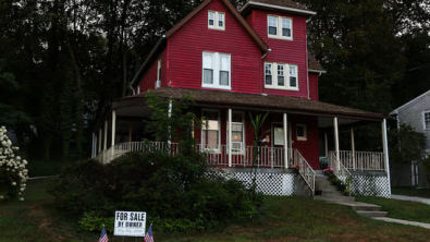 US Homebuilder Sentiment Dips Back to Lowest Level since Late 2022
