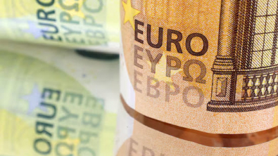 Euro Zone Bonds Slide as Middle East War Drives Up Oil Prices, Stokes Market Jitters