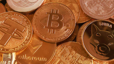 Strategy's Value Falls below Bitcoin Holdings as Crypto Sours