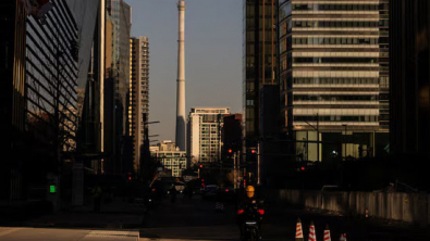 China Logs 1st Fiscal Revenue Drop since 2020 on Property Slump, Weak Consumption