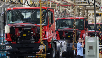 China Factories Seen Rebounding as Beijing Signals more Aid