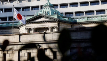 BoJ sees Wage Hikes Continuing, China Tension Clouds Outlook