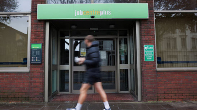 UK Employers Turn Cautious after Start of Iran War