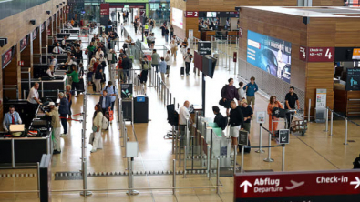 German Air Passenger Numbers Rise, Remain behind 2019 Levels