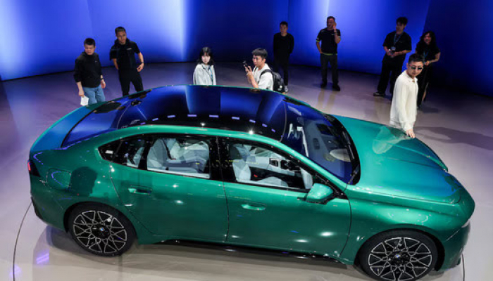 China Slump Hits BMW Earnings, Spurring Restructuring Call