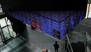 Stocks Rebound on AI Boost as Iran Talks, Warsh Hearing in Focus