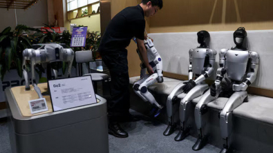 Unitree Unveils 'Superman' Robot Ahead of Shanghai Debut