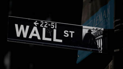Wall Street Falls as Fed, Ford Forecasts, Give Fright
