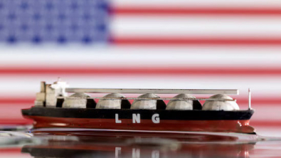 Greece Signs 1st Long-Term Deal to Supply Europe with US LNG