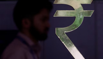 Foreign Investors Pare India Rate-Hike Bets, Fuel Record 5-Year Swap Trading