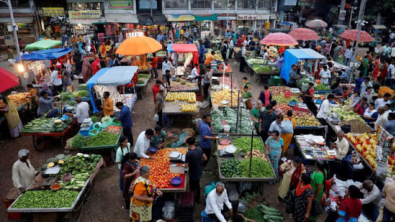 India Aug Inflation Rises to 4.82%, Boosting Rate-Hike Case