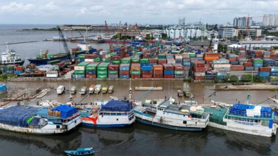 Indonesian Trade Surplus Widened in Jan to $2.76B, Poll Shows