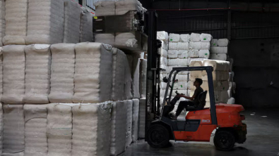 India's Apr Industrial Output Grows 4.9% in 1st Print of new Data Series