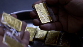Gold Extends Gains on Softer USD; Focus Remains on Iran War