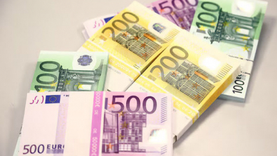 Germany's 10-yr Yield Hits Fresh 9-mth High, Cbanks in Focus