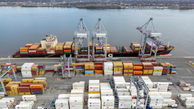 Canada's Trade Surplus Widens Substantially in August