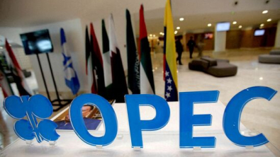 OPEC+ Heads for Deep Supply Cuts, Clash with U.S.