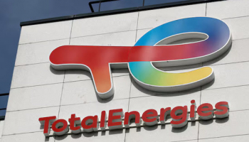 TotalEnergies Halves Buybacks as Low Oil, Gas Prices Weigh on Profits