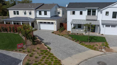 New US Single-Family Home Sales Slide in July