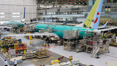 Boeing Deliveries Fall 17% in November, Trail Airbus