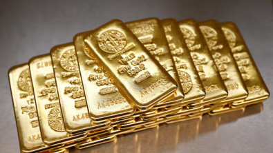 Gold Notches Record, Silver Cracks $90 on Fed Rate Cut Bets